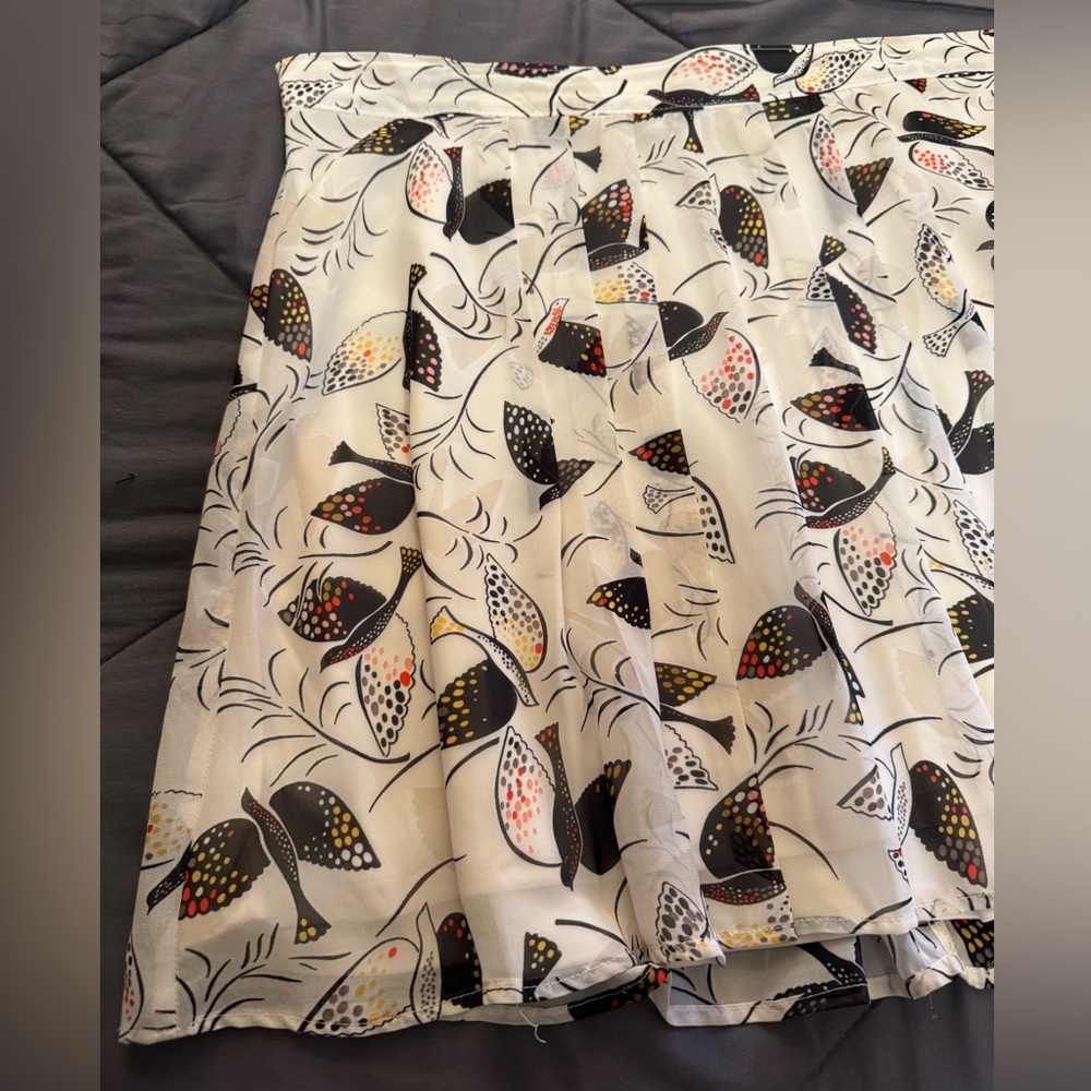 Women skirt